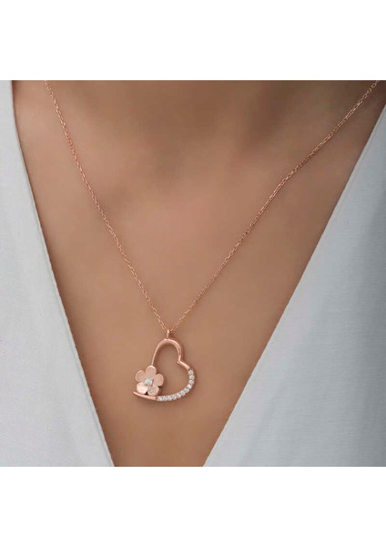 925 Ayar Gümüş Çiçekli Kalp Kadın Gümüş Kolye T6589 fırsatları