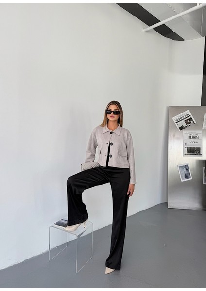 Kadın Düğmeli Suni Süet Esnek Crop Ceket fiyatları