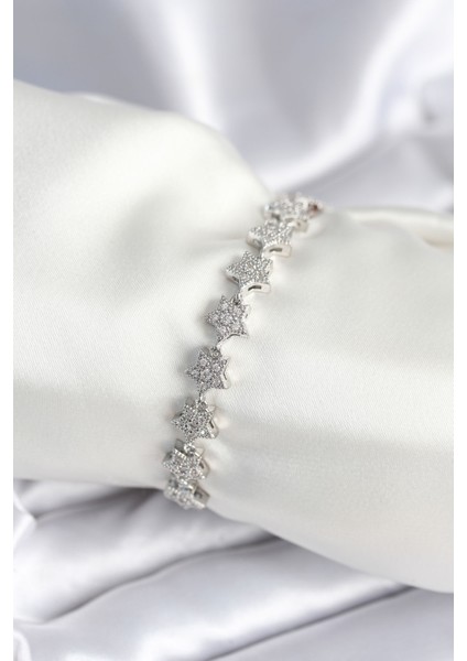 Zarif Kadın Için Silver Pirinç Yıldız Bileklik fiyatları