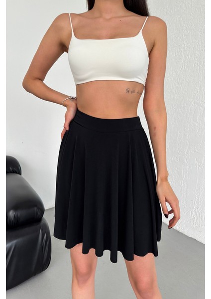 Kadın Kloş Model Volanlı Yumuşak Dokulu Esnek Beli Lastikli Sandy Kumaş Içi Şortlu Etek