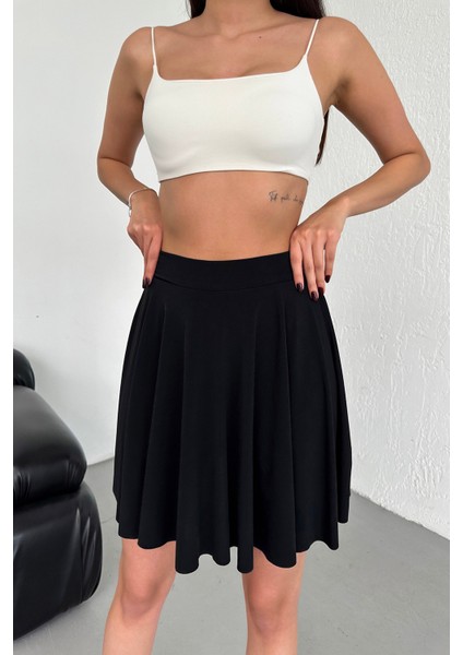 Kadın Kloş Model Volanlı Yumuşak Dokulu Esnek Beli Lastikli Sandy Kumaş Içi Şortlu Etek modelleri