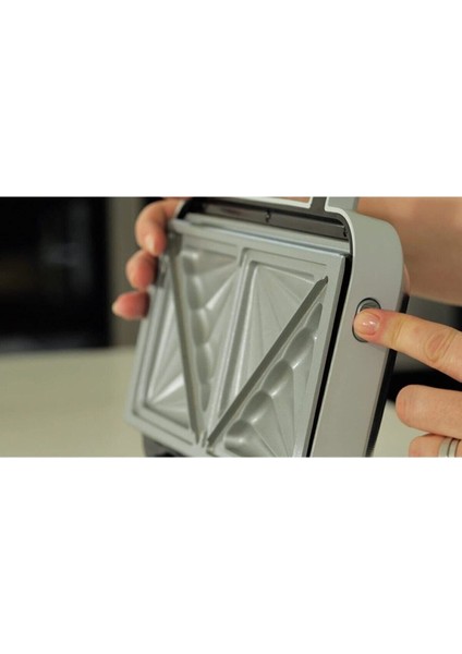 Yüksek Güçlü Beyaz Tost Makinesi, 850W, Pratik ve Şık Tasarım indirimleri