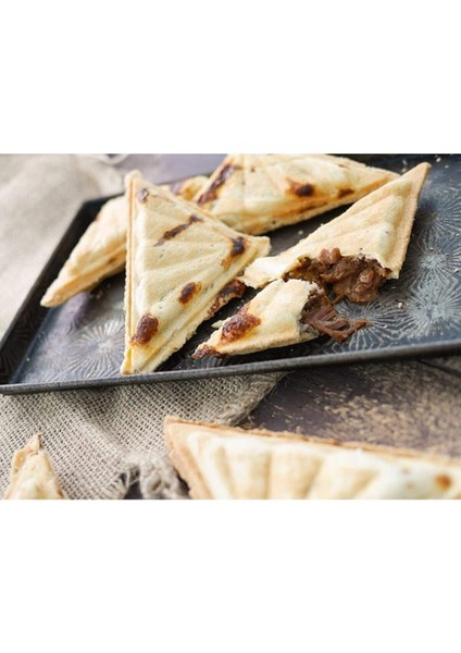 Yüksek Güçlü Beyaz Tost Makinesi, 850W, Pratik ve Şık Tasarım