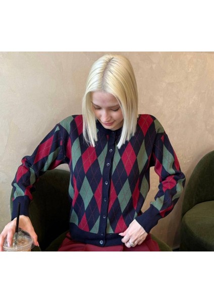 Baklava Desenli Düğmeli Uzun Kollu Hırka fiyatları