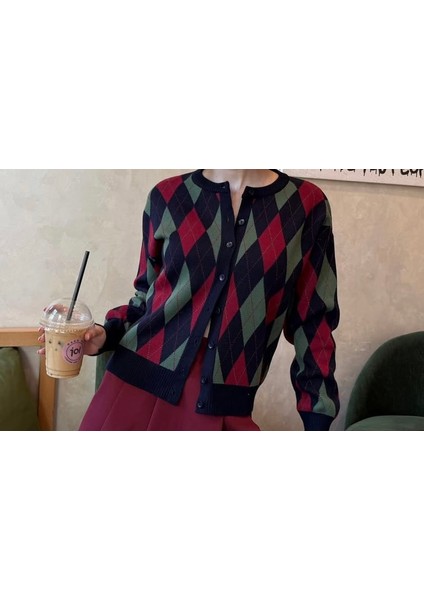 Baklava Desenli Düğmeli Uzun Kollu Hırka indirimleri