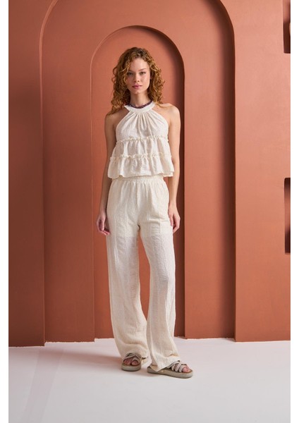 Fırfır Volanlı Halter Yaka Üst ve Bol Paça Pantolon Takım