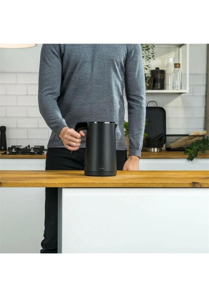 Şık Siyah Elektrikli Su Isıtıcı, Hızlı ve Kolay Kullanım fırsatları