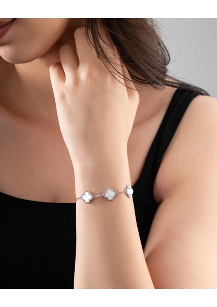 925 Ayar Beyaz Sedef Taşlı Rodyum Üçlü Yonca Gümüş Bileklik fiyatları