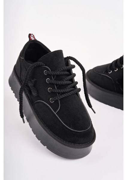 Kozmos Kalın Taban Bağcıklı Yıldız Detaylı Kadın Kışlık Sneaker Spor Ayakkabı