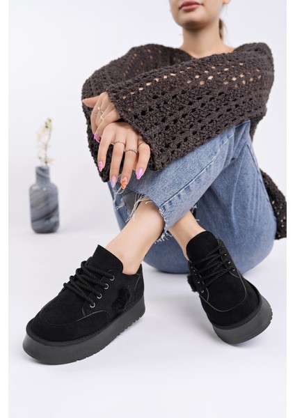 Kozmos Kalın Taban Bağcıklı Yıldız Detaylı Kadın Kışlık Sneaker Spor Ayakkabı fırsatları