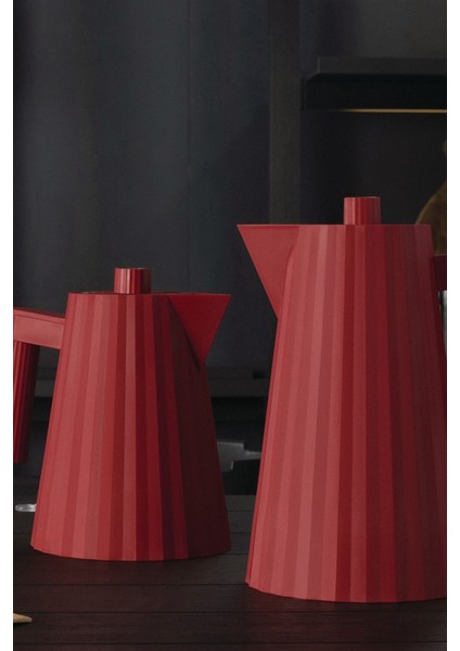 Kırmızı 1 Litre Elektrikli Su Isıtıcı, Şık ve Kullanışlı Tasarım fiyatları