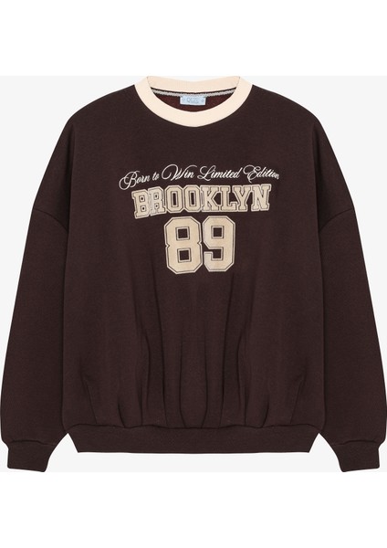Kontrast Yaka Brooklyn Baskılı Oversize Sweatshirt Kahverengi