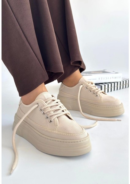 Carin Bej Keten Bağcıklı Spor Ayakkabı