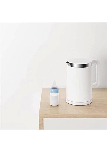 Renkli 1.5 L Akıllı Çelik Su Isıtıcı Bluetooth Bağlantılı