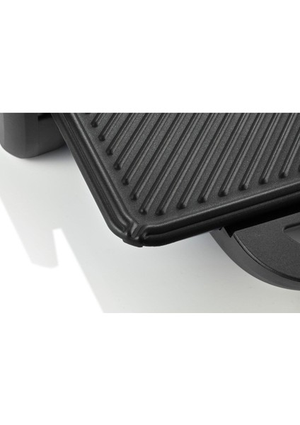 Mavi Renkli 1800 W Tost Makinesi ile Pratik Kahvaltılar fiyatları