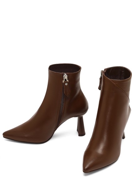 Kadın Kahverengi Fermuarlı Ince Topuklu Deri Bot 25WFD130718 modelleri