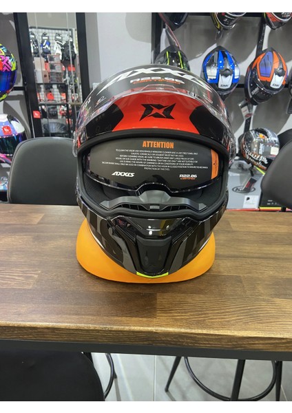 Panther Flıgth Gloss Kapalı Kask modelleri
