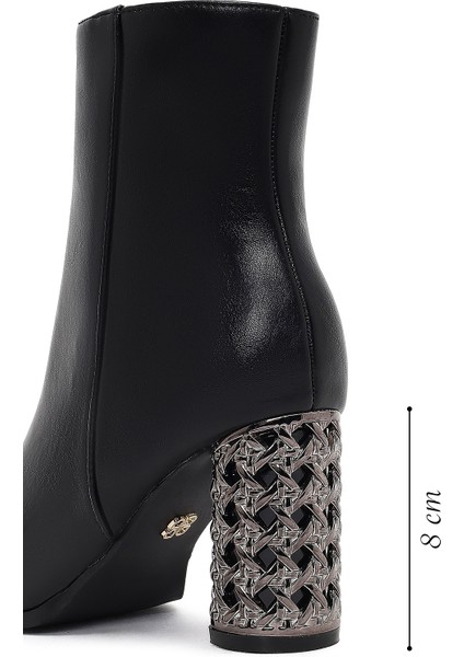 Kadın Siyah Fermuarlı Desenli Kalın Topuklu Bot 25WFE481118 fiyatları