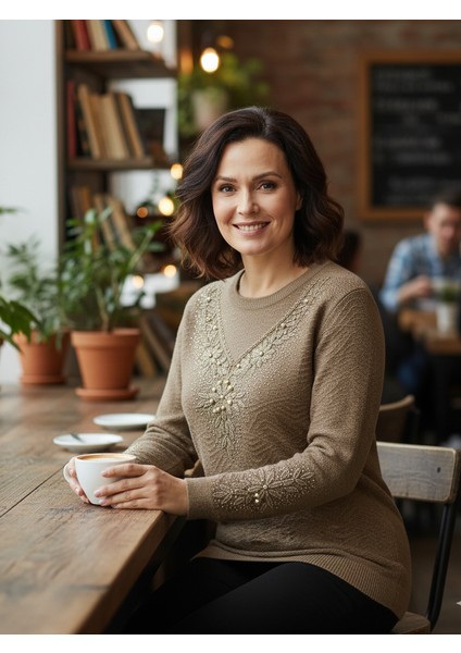 Kadın Kışlık Kazak Bisiklet Yaka Pamuklu Kardelen Örgü Nakışlı Tam Kalıp fırsatları