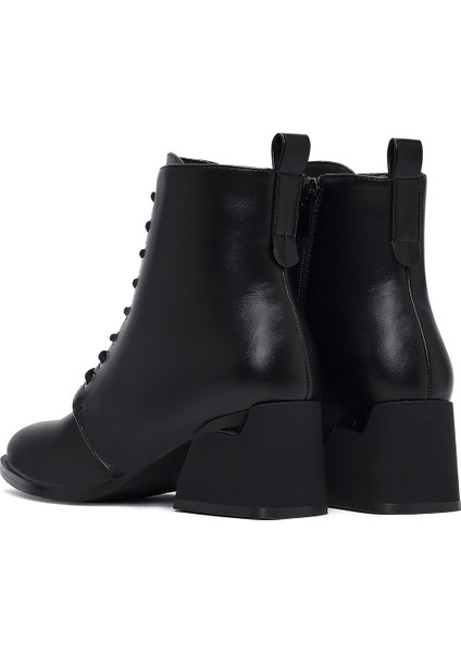 Kadın Siyah Fermuarlı Kalın Topuklu Bot 25WFE400818