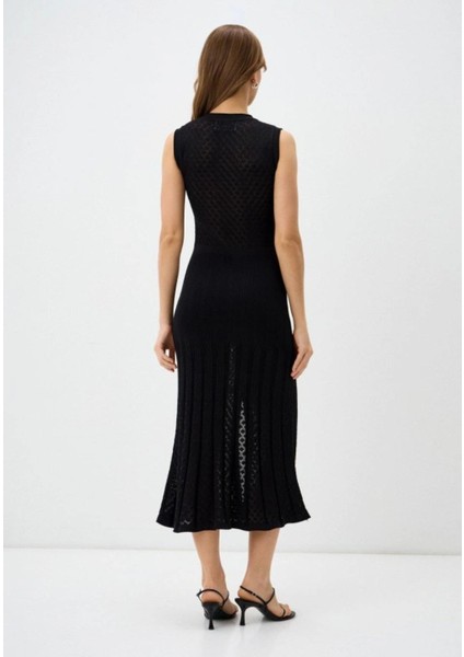 Sandaro Siyah Örgü Elbise ,gündelik Şık Elbise , Sandro Yuvarlak Boyun Kolsuz Örgü Orta Uzunlukta Elbise