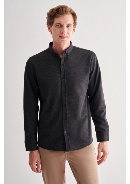 Siyah Smart Düğmeli Yaka Uzun Kol Cepsiz Slim Fit Casual Gömlek 1004255171