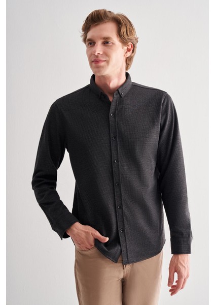 Siyah Smart Düğmeli Yaka Uzun Kol Cepsiz Slim Fit Casual Gömlek 1004255171 modelleri