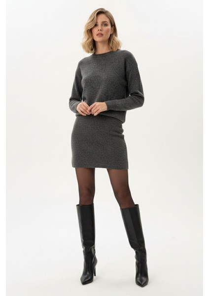 Antrasit Bisiklet Yaka Triko Kazak Etek Takımı 2294