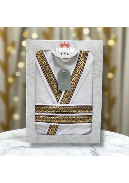 Bornoz Triga Kapüşonlu Özel Tasarım Şeritli Kutulu fiyatları