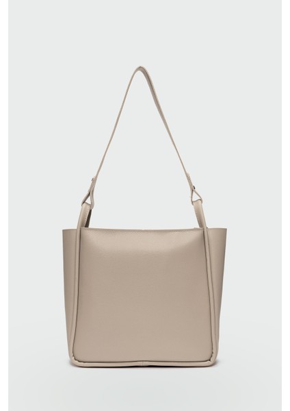 Chiara Charmlı Omuz Çantası Bej fırsatları