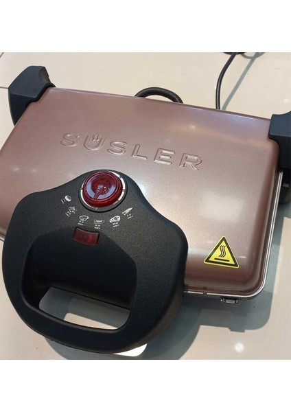 Pembe Tost Makinesi Stm 4002, Pratik ve Şık Tasarım ile Kahvaltıya Renk Katın fırsatları