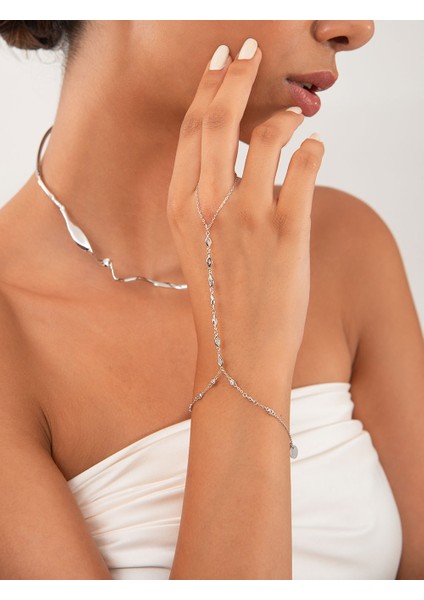 Gümüş Minimal Kristal Taşlarla Tasarlanmış 925 Ayar Gümüş Şahmeran 114 modelleri