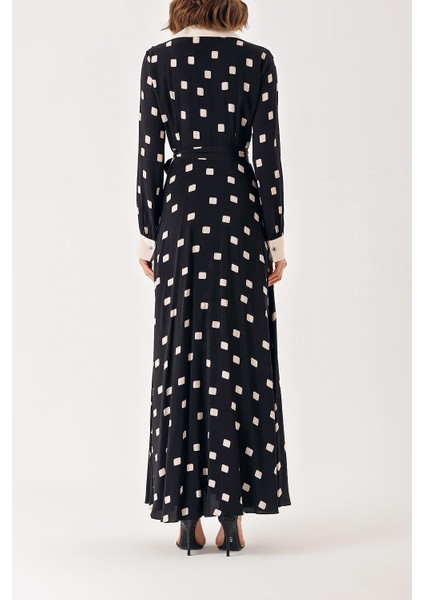 Siyah Geniş Yakalı Vatkalı Elbise 94367