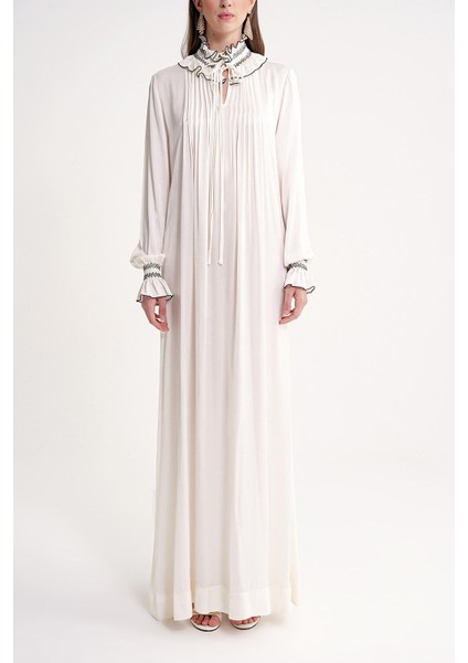 Beyaz Gipe Nakış Detaylı Bol Kesim Uzun Elbise 94552 fiyatları