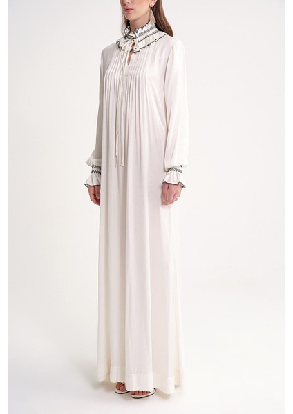 Beyaz Gipe Nakış Detaylı Bol Kesim Uzun Elbise 94552 modelleri