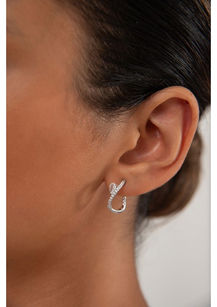 Gümüş Kristal Taş ve Kavisli Form Detaylı 925 Ayar Gümüş Küpe 95 fiyatları