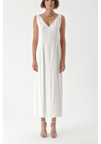 Beyaz Kolsuz V Yaka Yırtmaçalı Elbise 94217 fiyatları