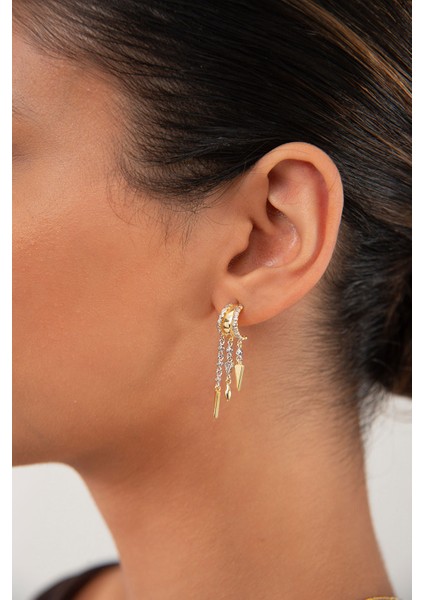 Altın Parlak Taş Dizilim Detaylı Kısa 925 Ayar Gümüş Küpe 99 modelleri