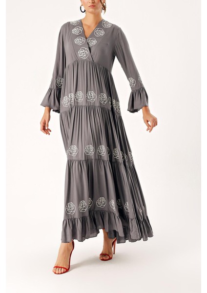 Gri Nakışlı Uzun Büzgülü Elbise 94330