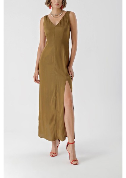 Tarçın Kolsuz V Yaka Yırtmaçalı Elbise 94217