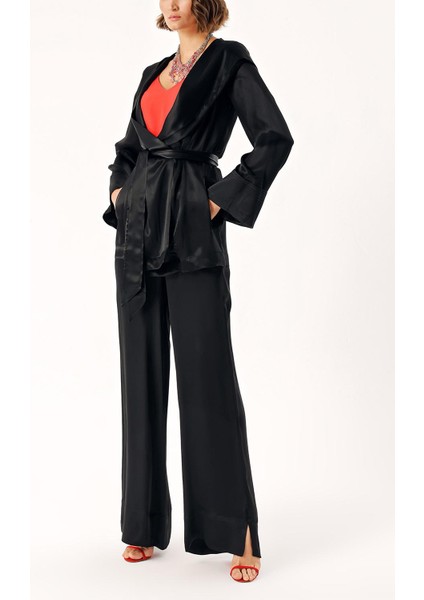 Siyah Kapüşonlu Üst ve Pantolonlu Ikili Takım 12325