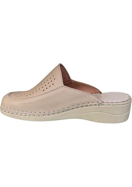 Extrafıt Geniş Kalıp Kadın Önü Kapalı Terlik 826 modelleri