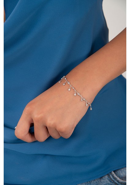 Gümüş Sallantılı ve Damla Formlu Kristal Taş Detaylı 925 Ayar Gümüş Bileklik 120 fiyatları