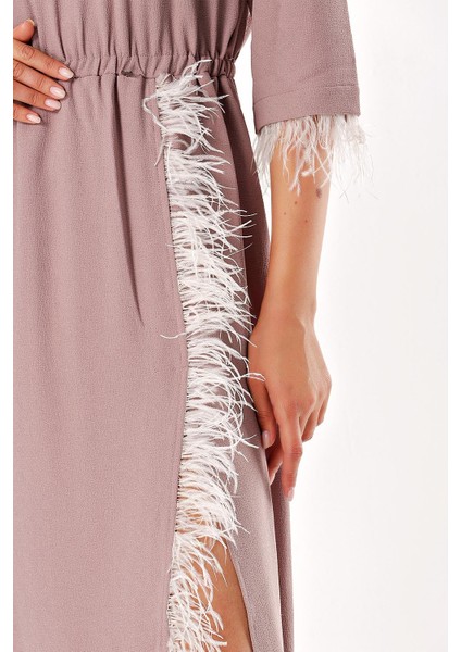 Vizon Yırtmaçlı ve Tüy Detaylı Uzun Elbise 92575