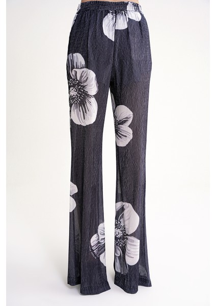 Siyah Beli Lastikli Piliseli Bol Paça Pantolon 41649 fırsatları