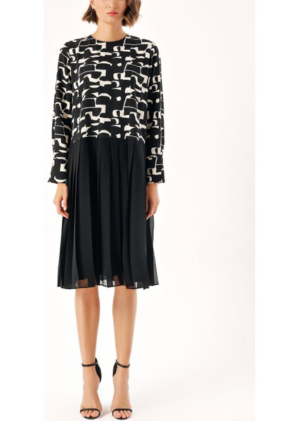 Siyah Pilise Detaylı Bol Kesim Elbise 94365 fiyatları