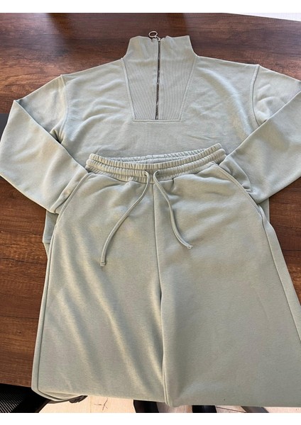 Su Yeşili Kadın Takım