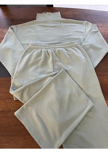 Su Yeşili Kadın Takım fırsatları