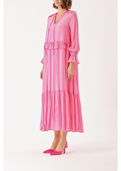 Pembe Valon Detaylı Bol Kesim Elbise 93936 modelleri