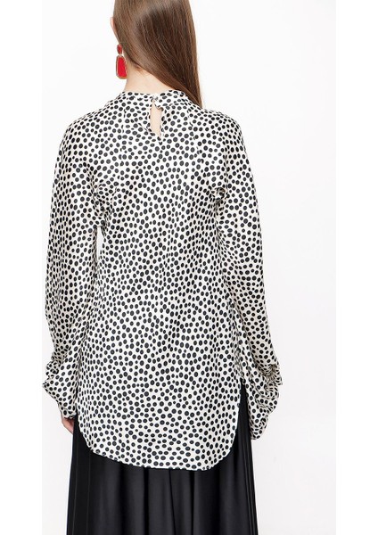 Puantiyeli Kolları Büzgülü Bluz 19833 fırsatları